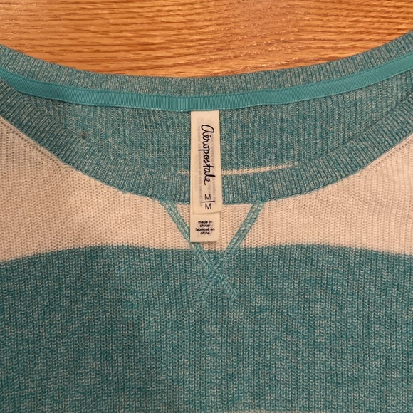 Oversized Sweater with 3/4 sleeve - Picture 2 of 4